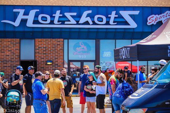 Hot Shots Sports Bar and Grill